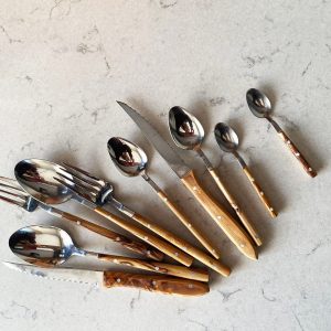 Wood-Handle Stainless Steel 16-Piece Cutlery