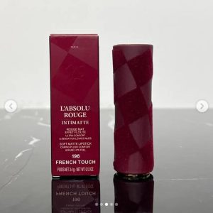 Soft Matte Lipstick – Deep Red