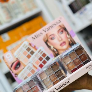9-Color Eyeshadow Palette